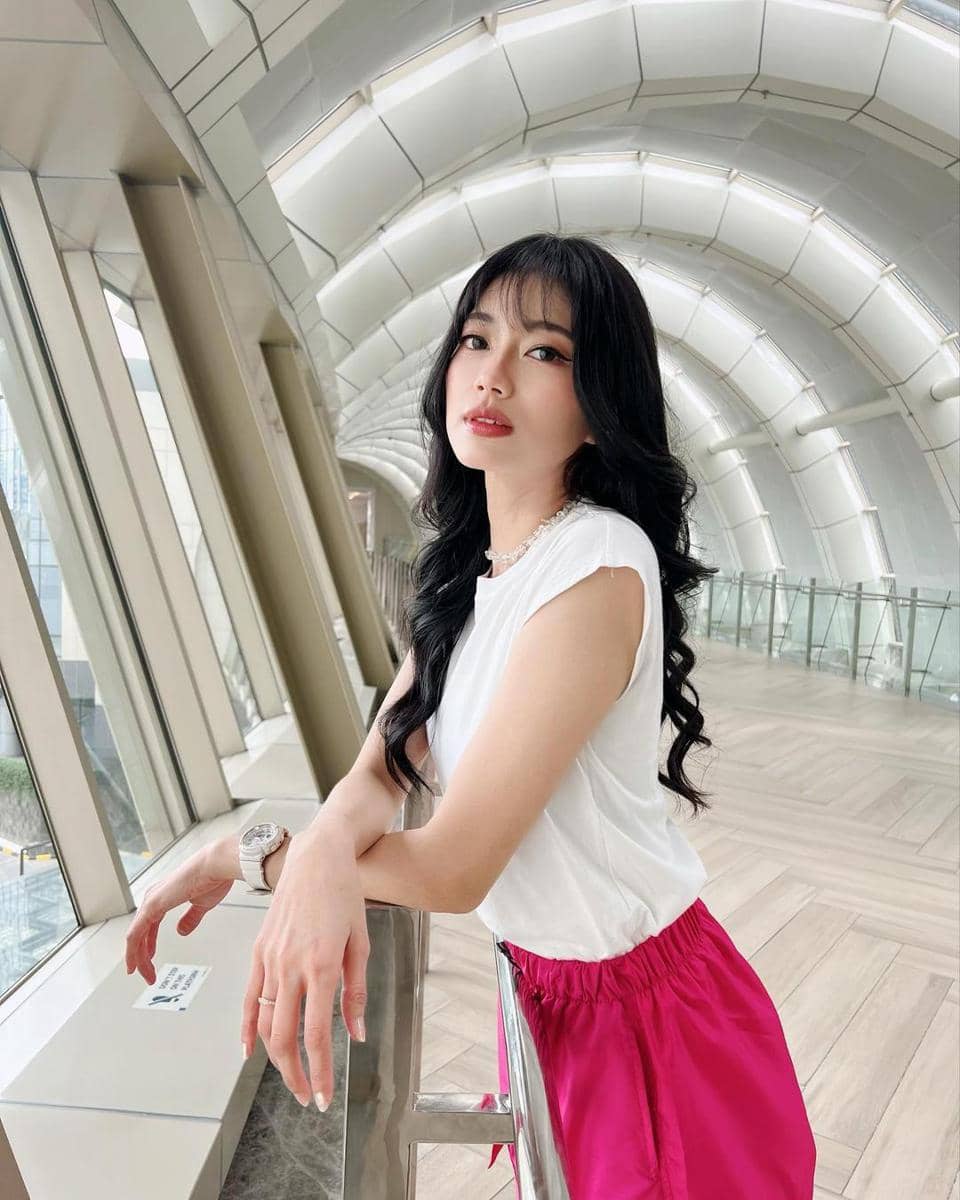 instagram.com/desygenoveva_