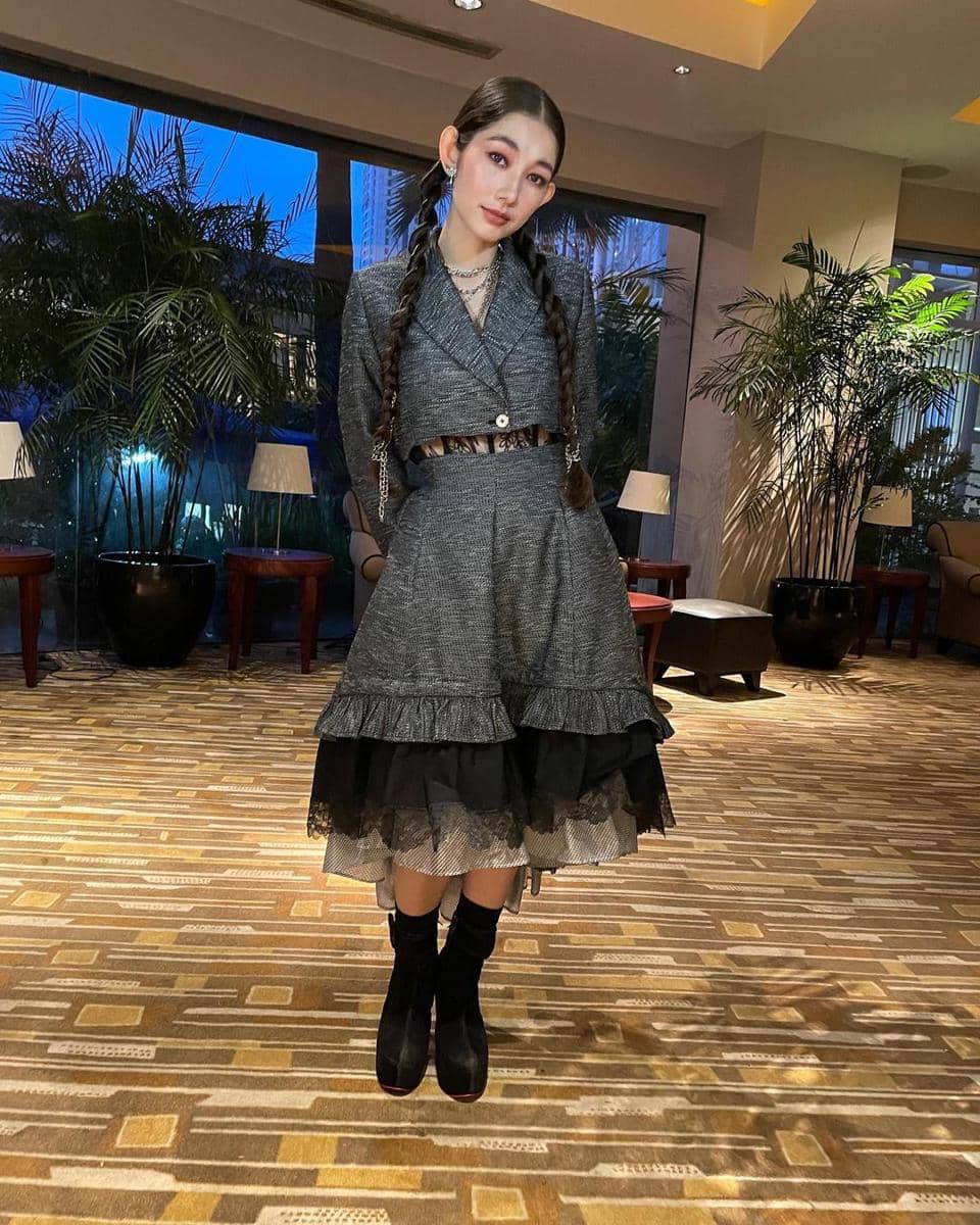 instagram.com/devinaureel