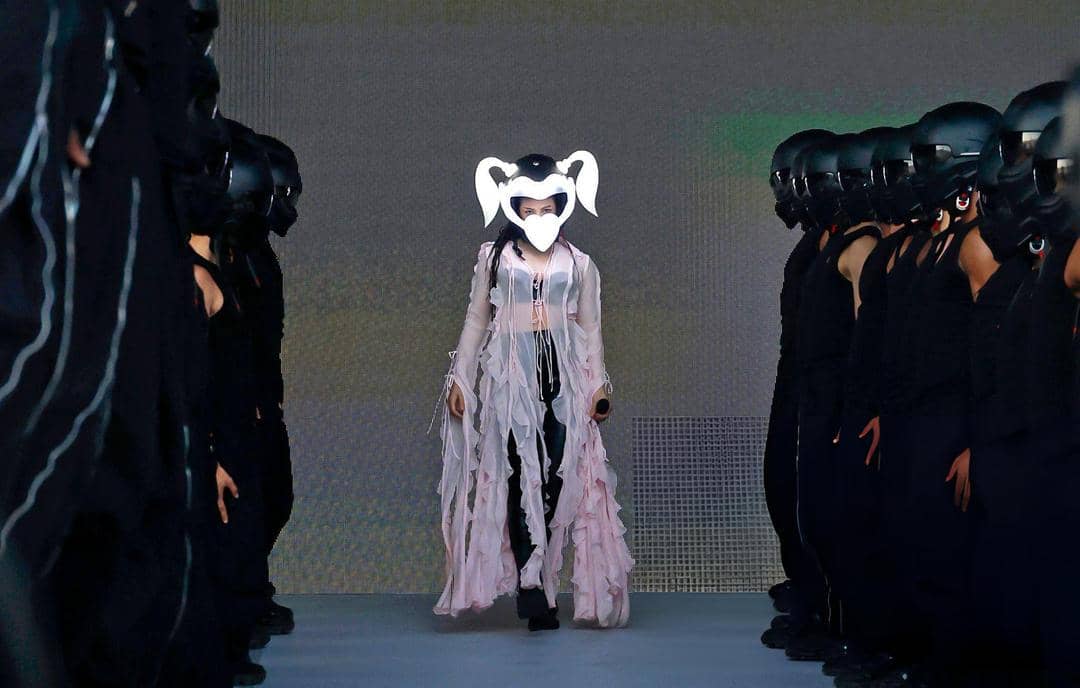 wwd.com