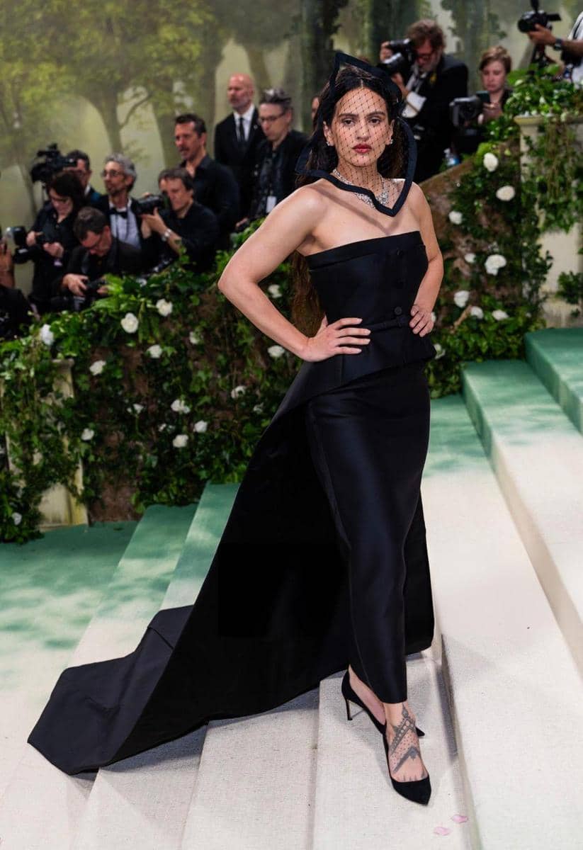 harpersbazaar.com