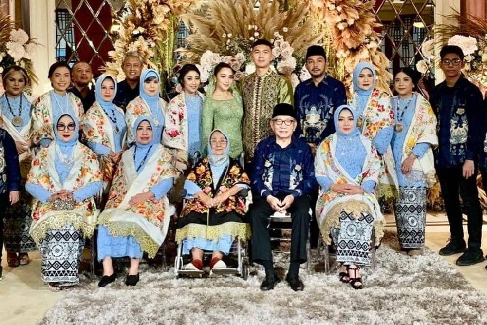 Instagram.com/@yorafebrina