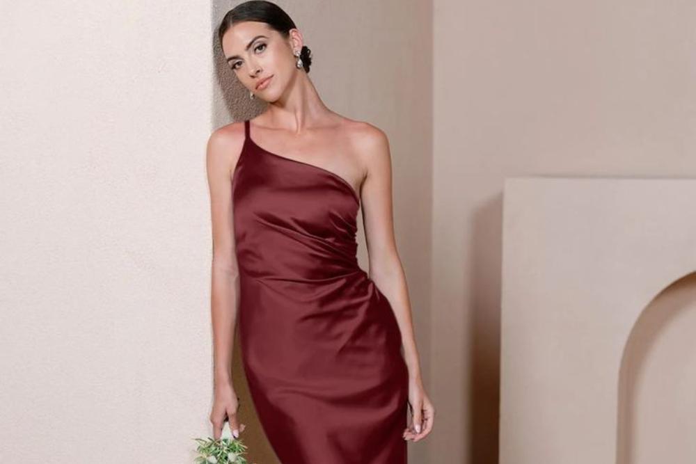 10 Model Baju Bridesmaid Satin Polos Aneka Warna, Stylish!