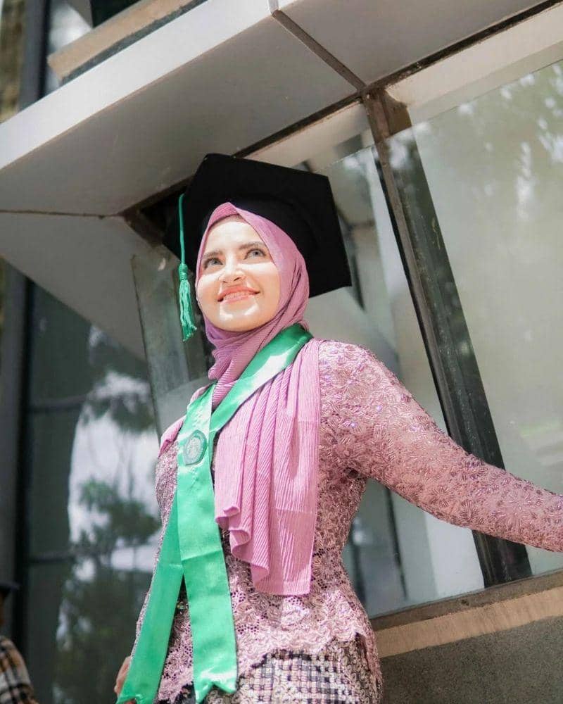 instagram.com/shakiraamirah