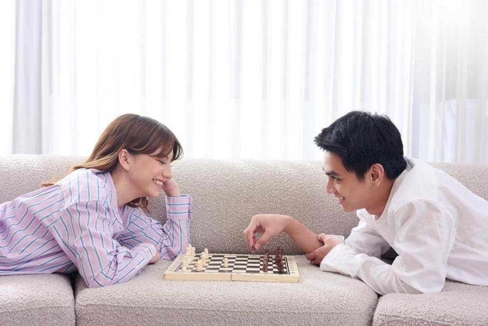 Instagram.com/cassandraslee, karinayasmine