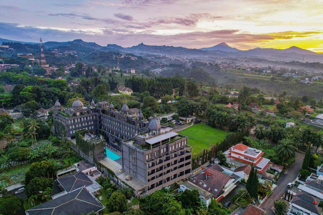 Google/maps/GH Universal Hotel Bandung