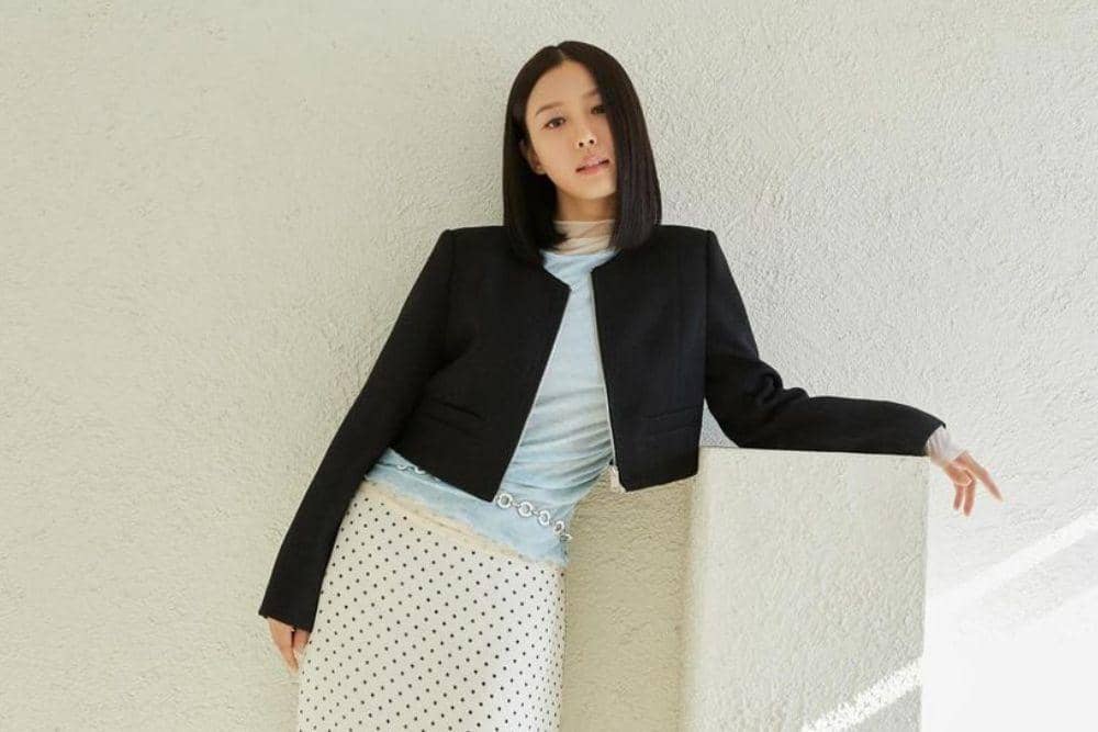 instagram.com/gominsi