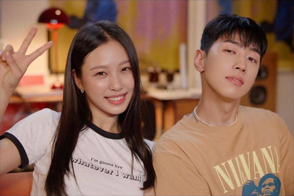 instagram.com/aomgofficial