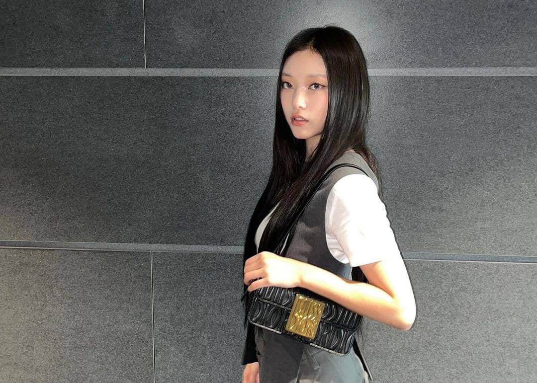 instagram.com/newjeans_official