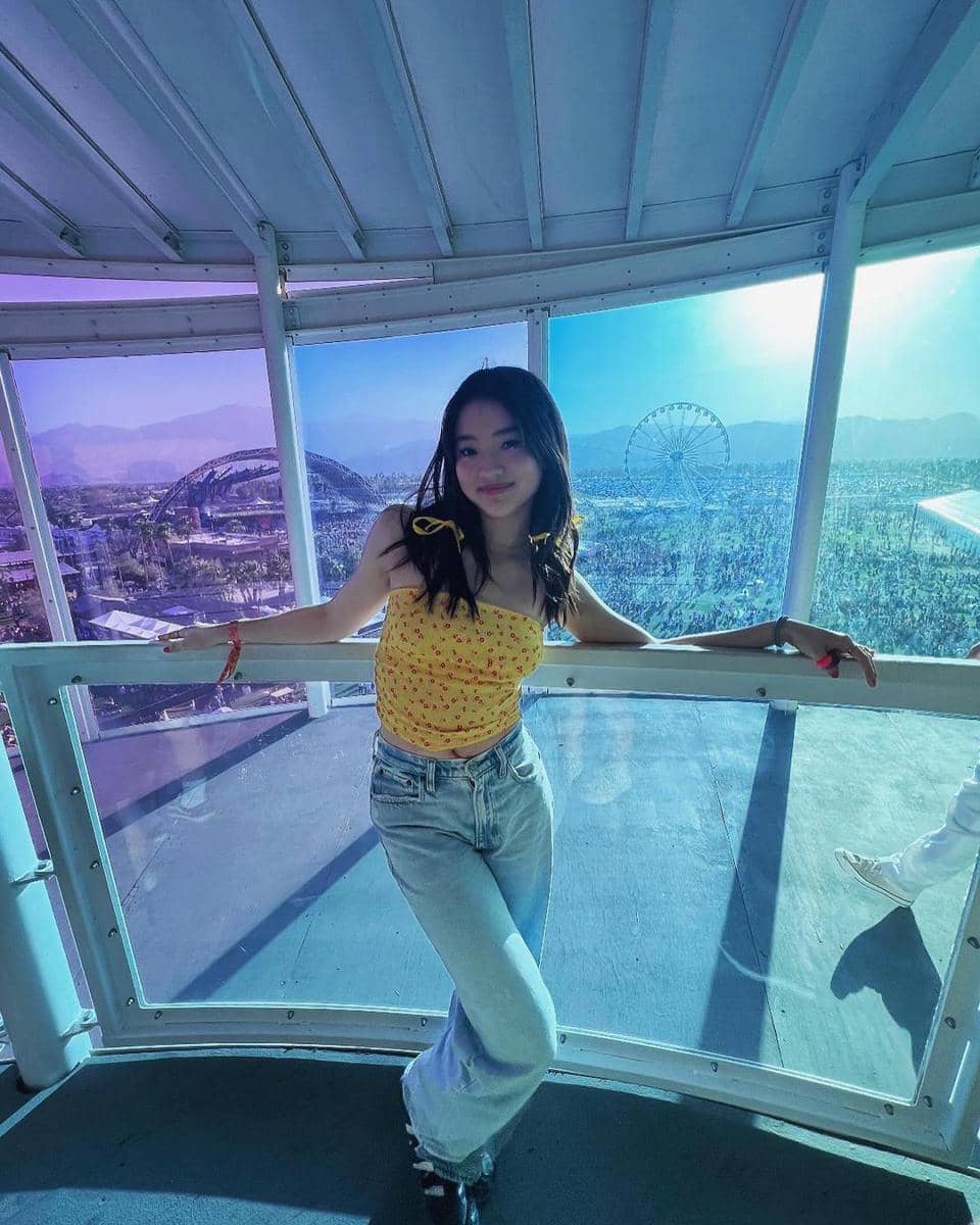 instagram.com/ellagross