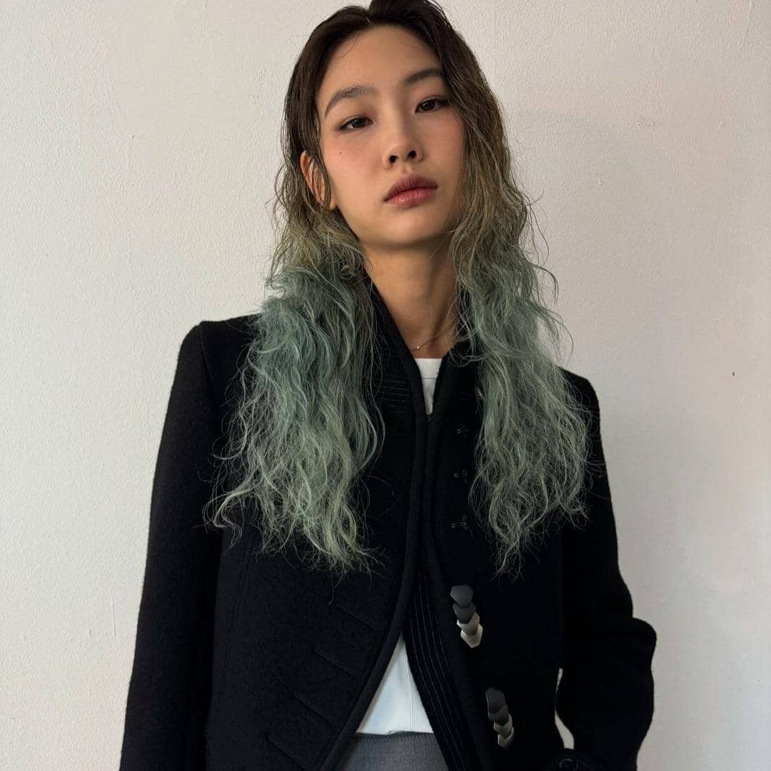 Instagram.com/hoooooyeony