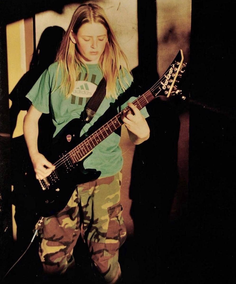 instagram.com/emilyarmstrong