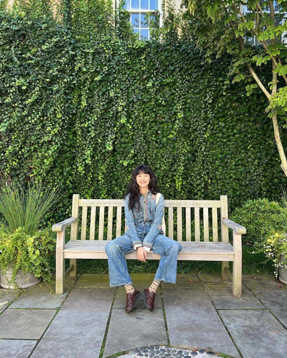 instagram.com/hoooooyeony