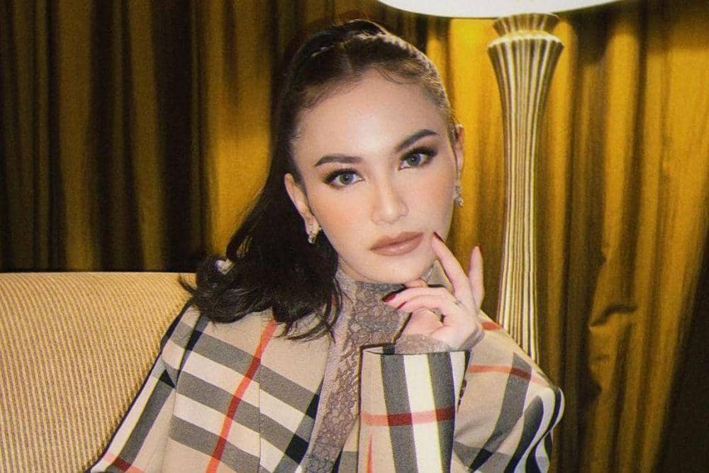 instagram.com/mahaliniraharja