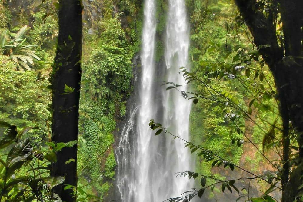 instagram.com/curugpenganten