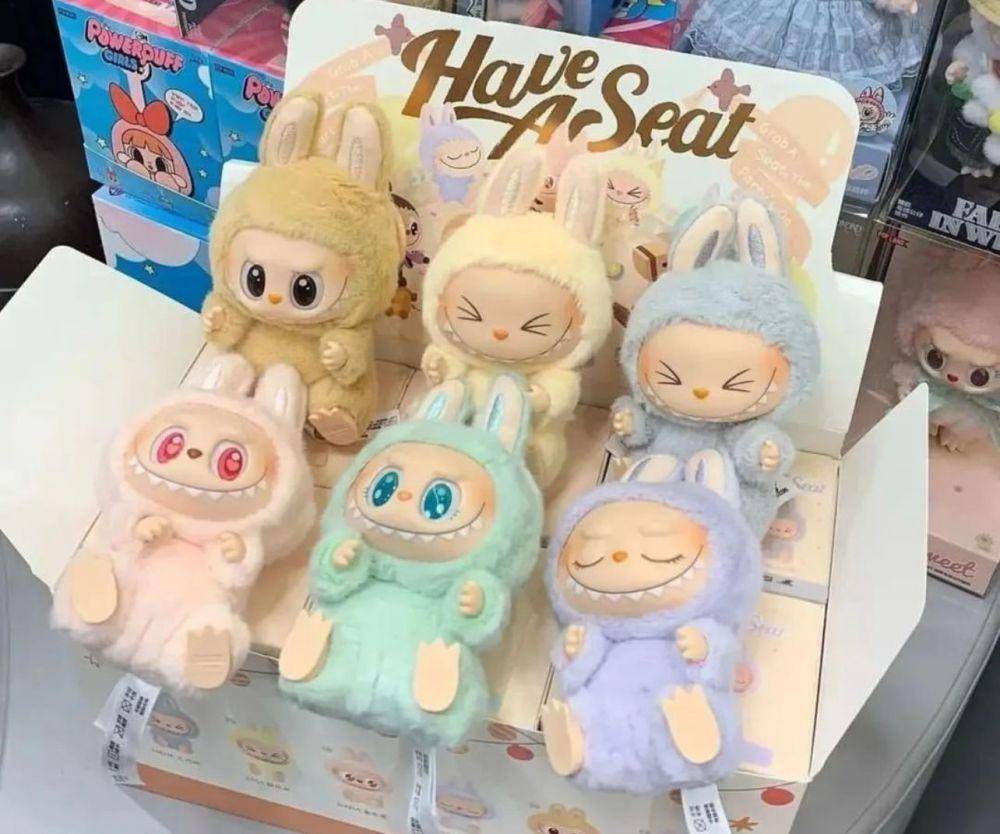 ilustrasi boneka labubu (instagram.com/shellastyle.id)