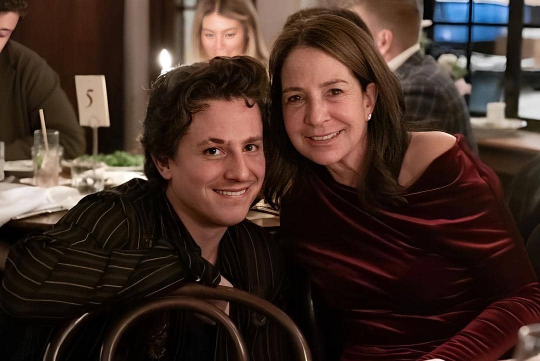 Instagram.com/debraputh