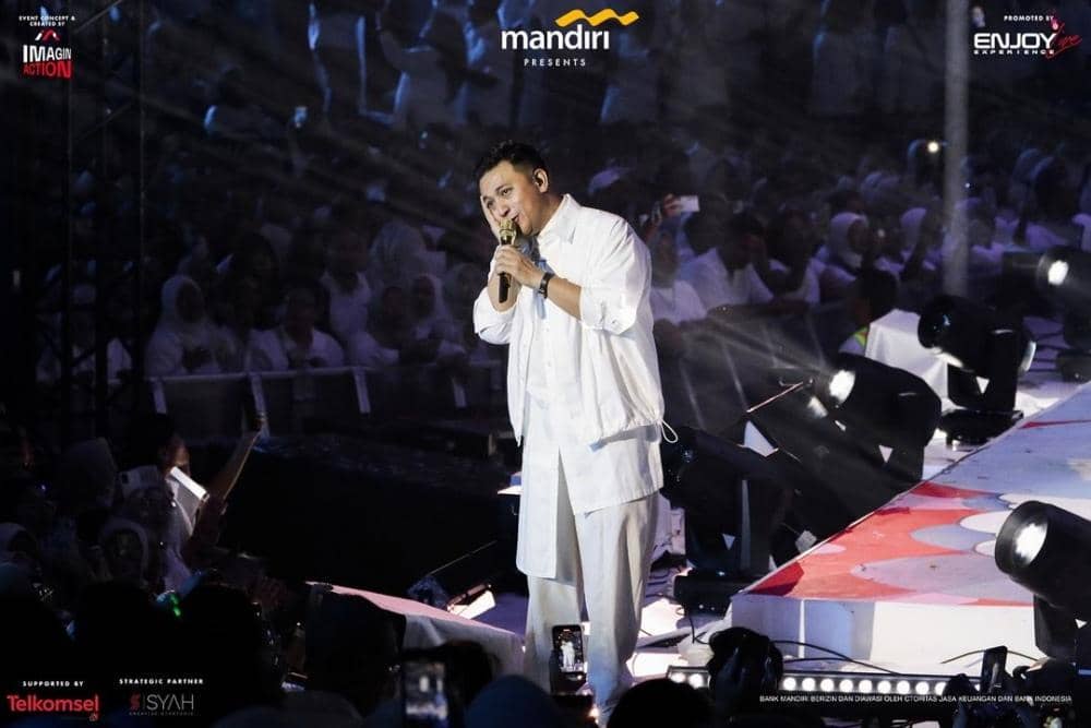 Instagram.com/kahitnamenuju40tahun