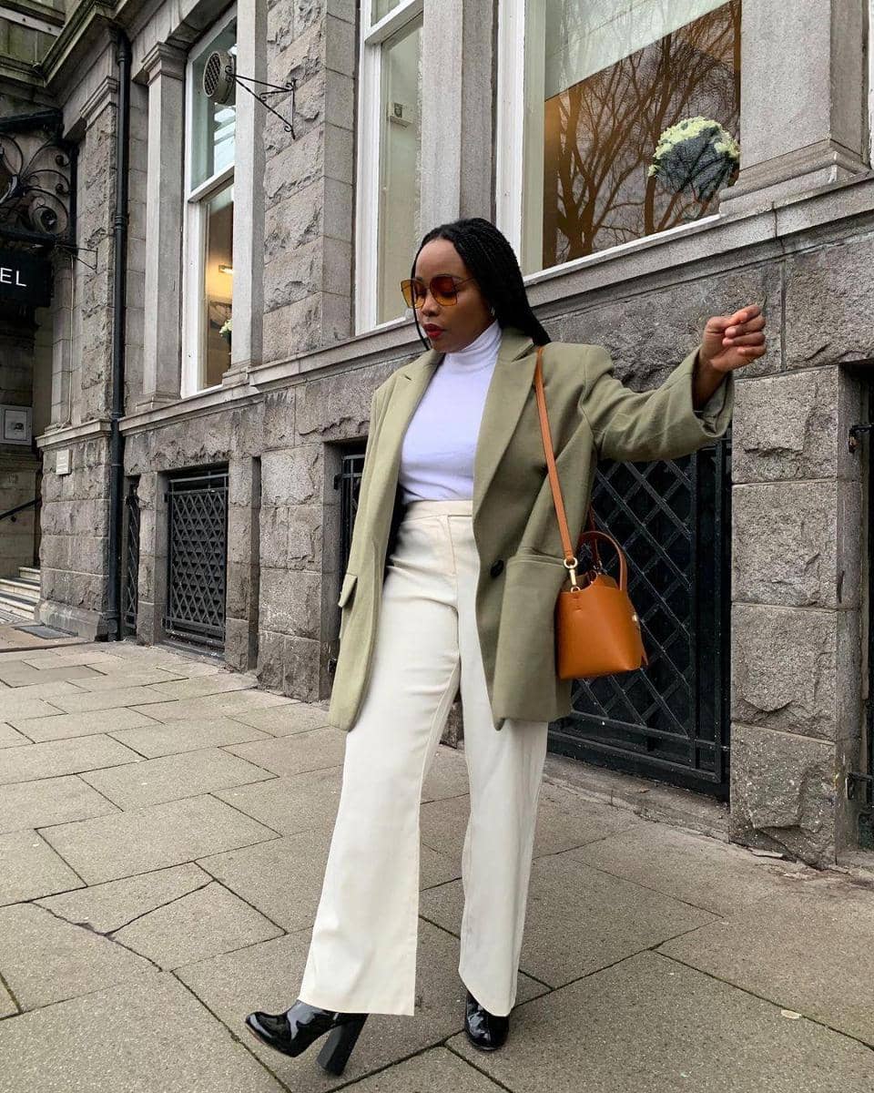 instagram.com/ada_oguntodu