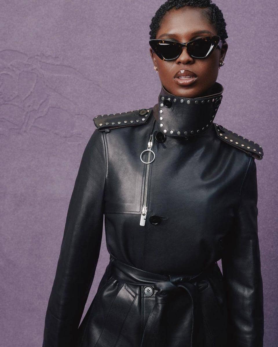 instagram.com/burberry