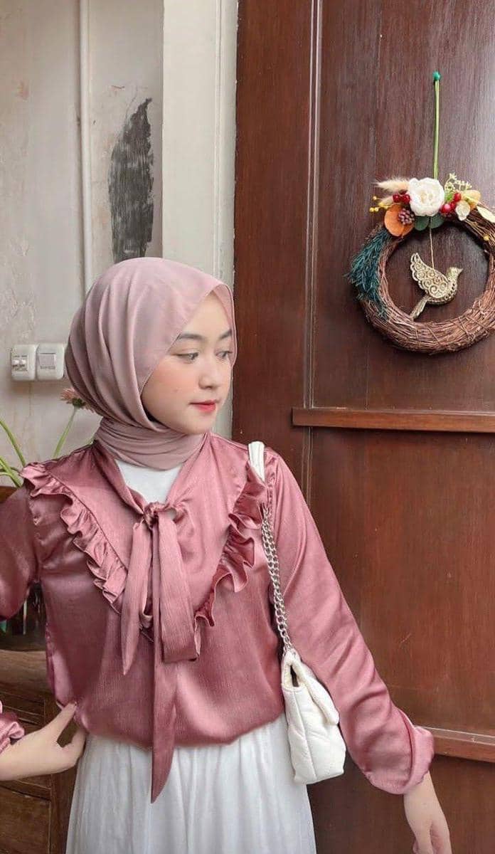Jilbab warna soft pink