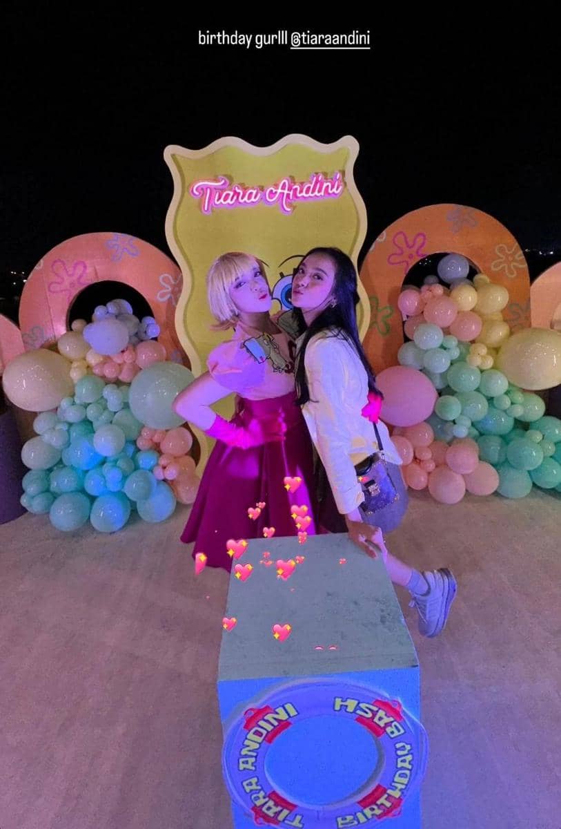 instagram.com/tiaraandini