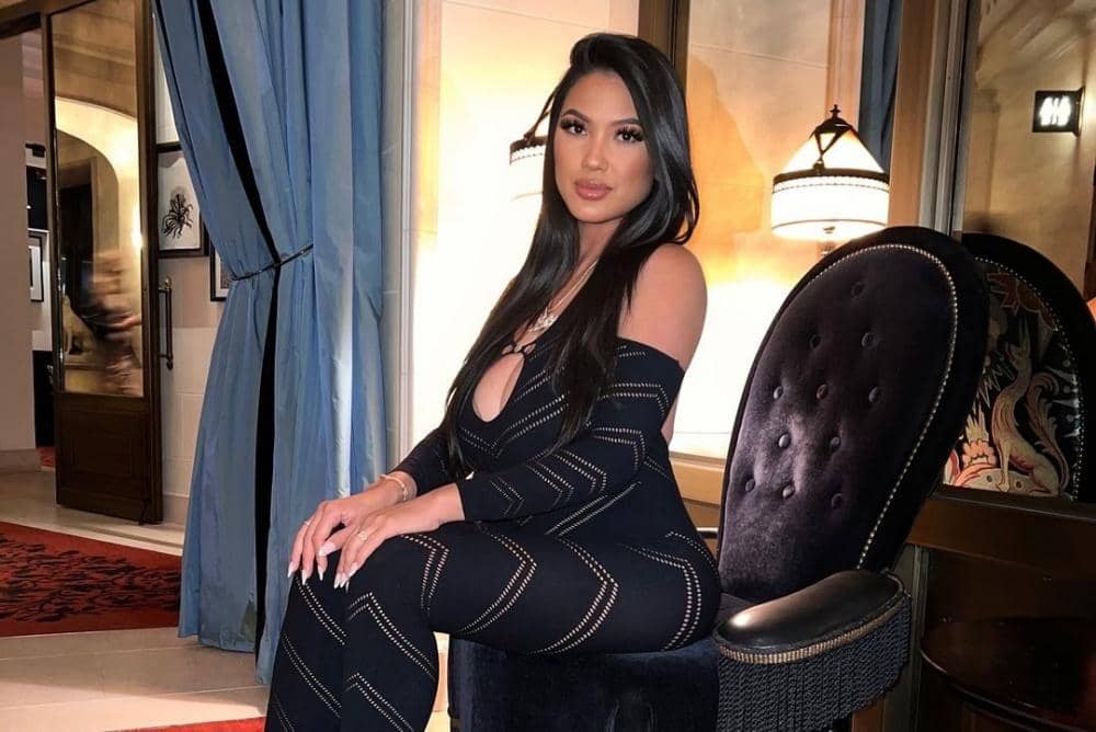 Instagram.com/dana.tee