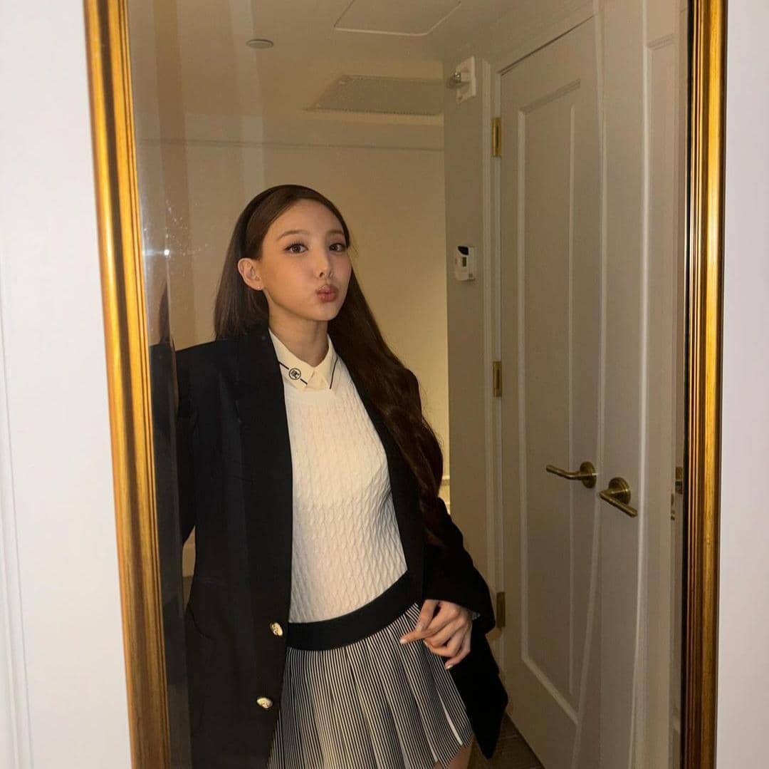 Instagram.com/nayeonyny