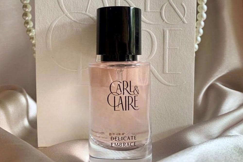 instagram.com/carlandclaire