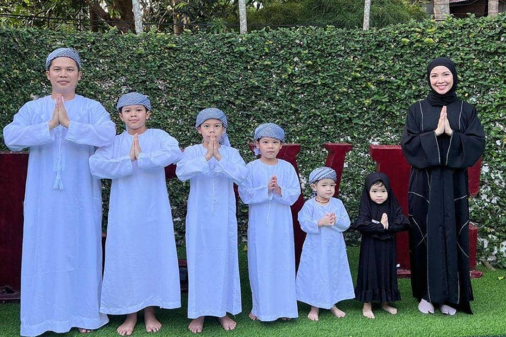 instagram.com/ratnagalih