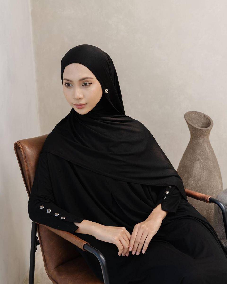 instagram.com/hijabic_id