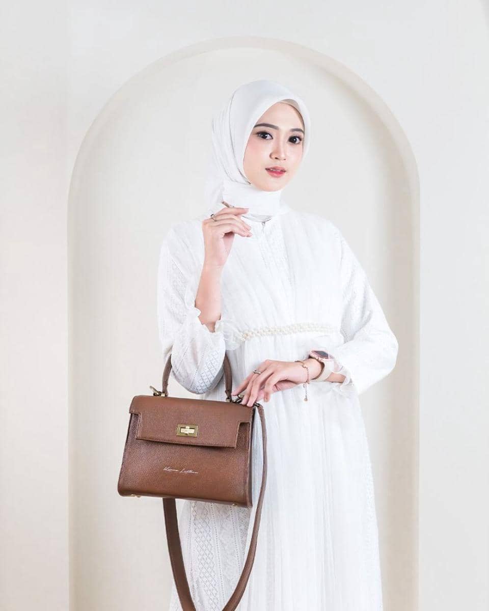 potret merek tas kenes leather