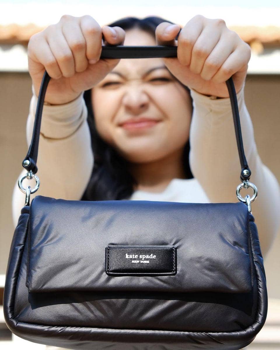 instagram.com/bernadyaribka