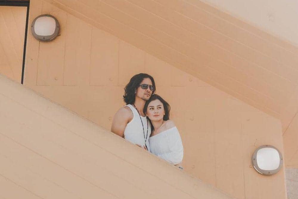 instagram.com/edward_akbar