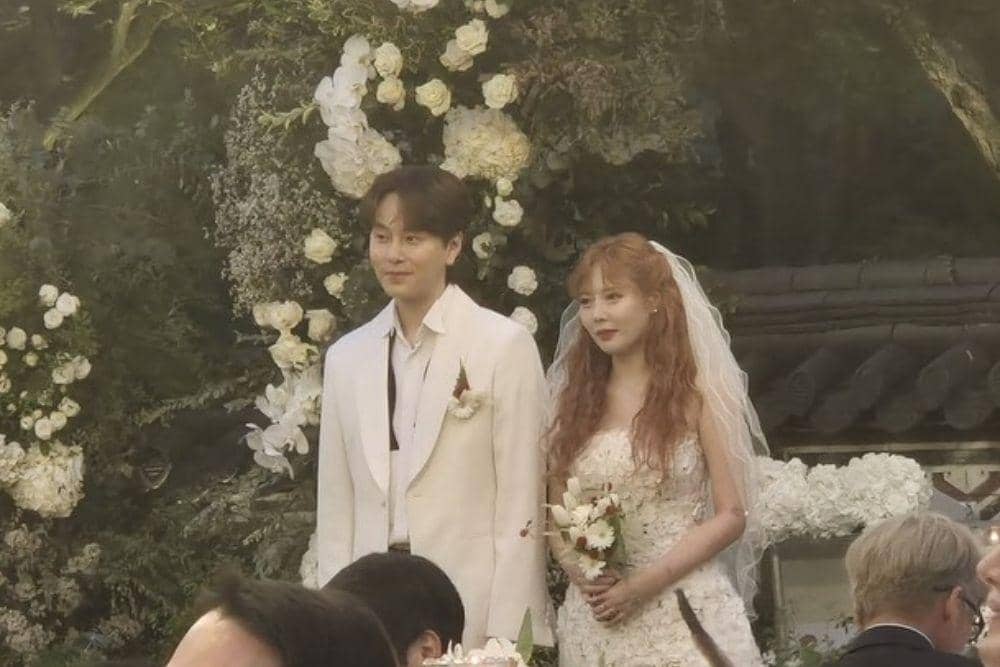 instagram.com/hyunaaingtv