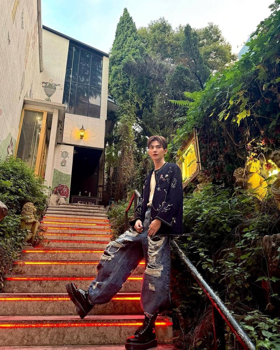 instagram.com/hyun.jxx0_p