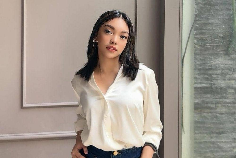 instagram.com/naura.ayu