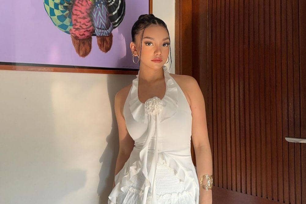 instagram.com/naura.ayu