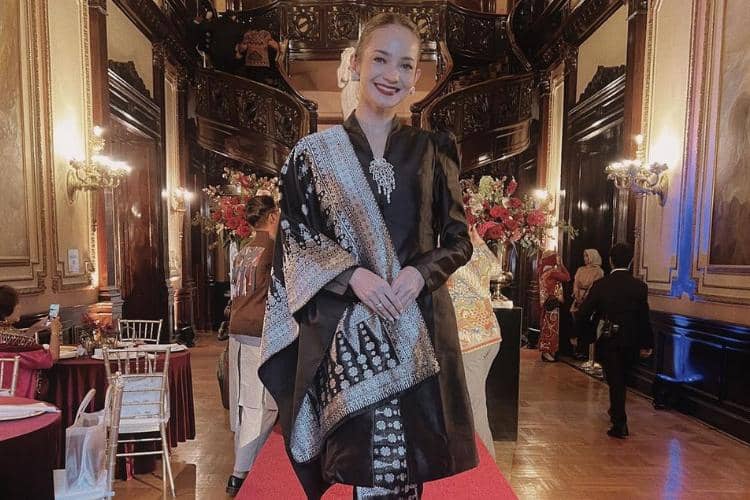 instagram.com/enzystoria