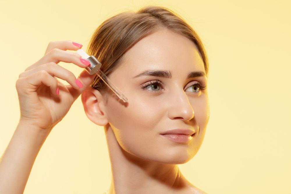 6 Deretan Pemanfaatan Skincare Sore sama Retinol Serum