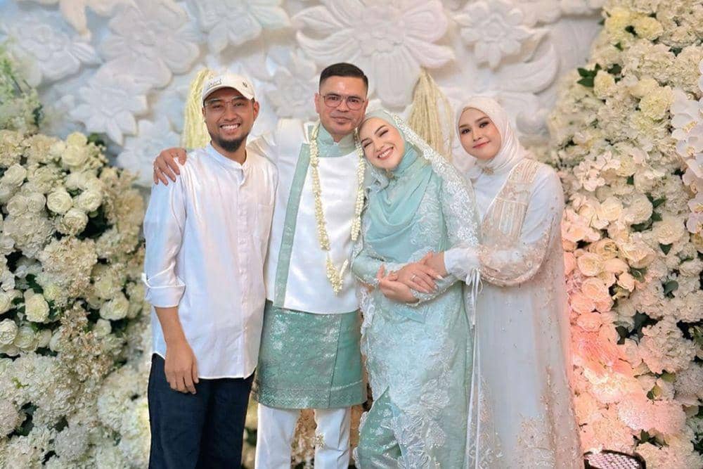 instagram.com/erlyanieownerberl