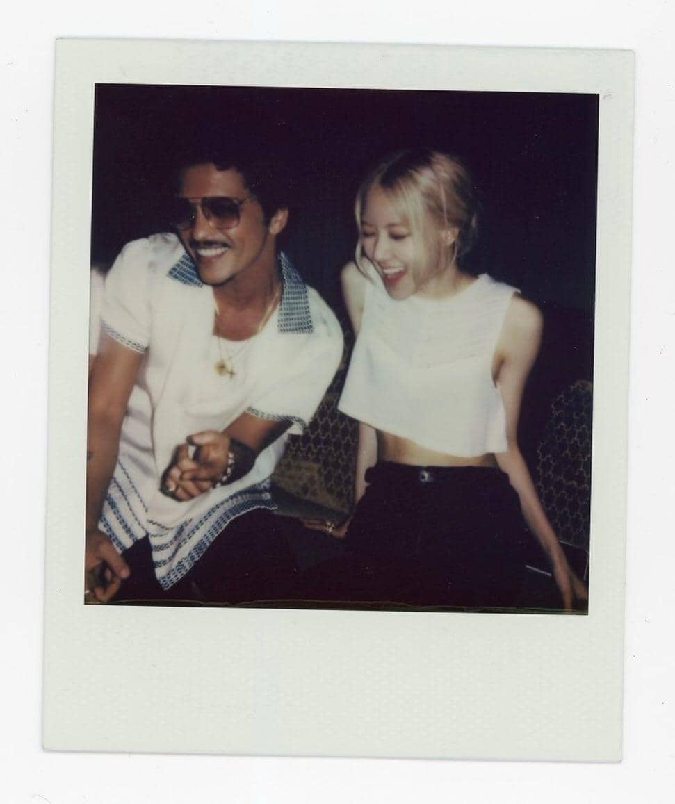 instagram.com/roses_are_rosie