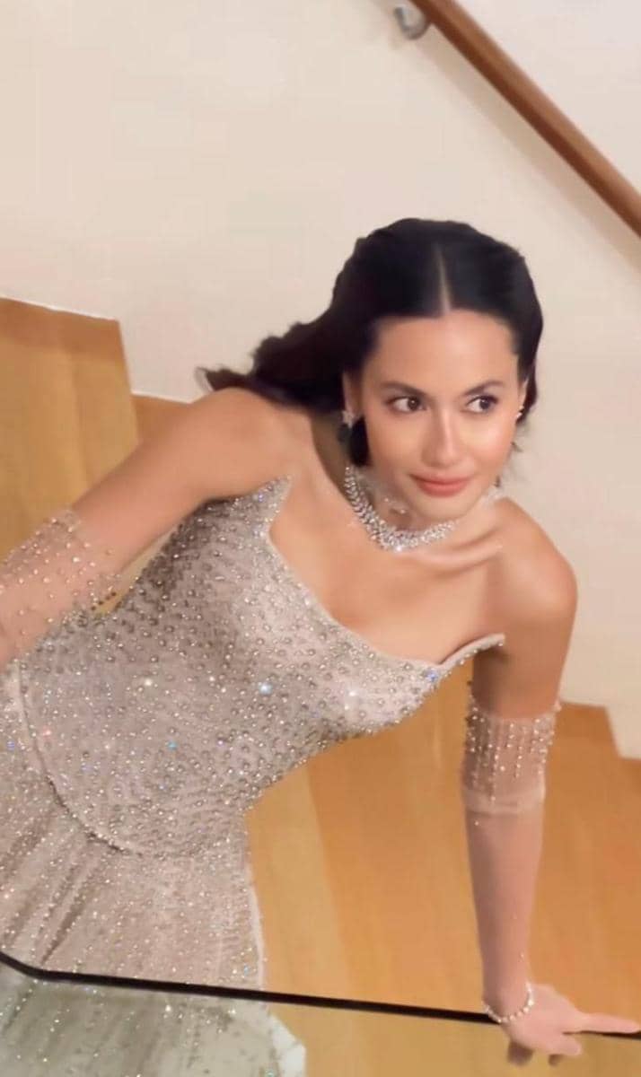 instagram.com/pevpearce