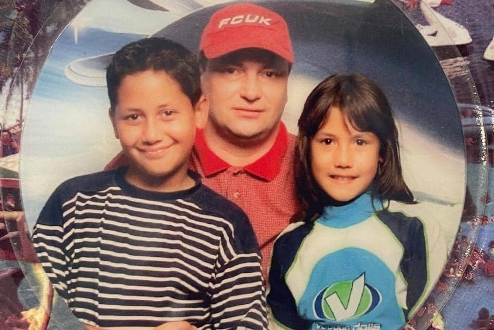 Instagram.com/pevpearce