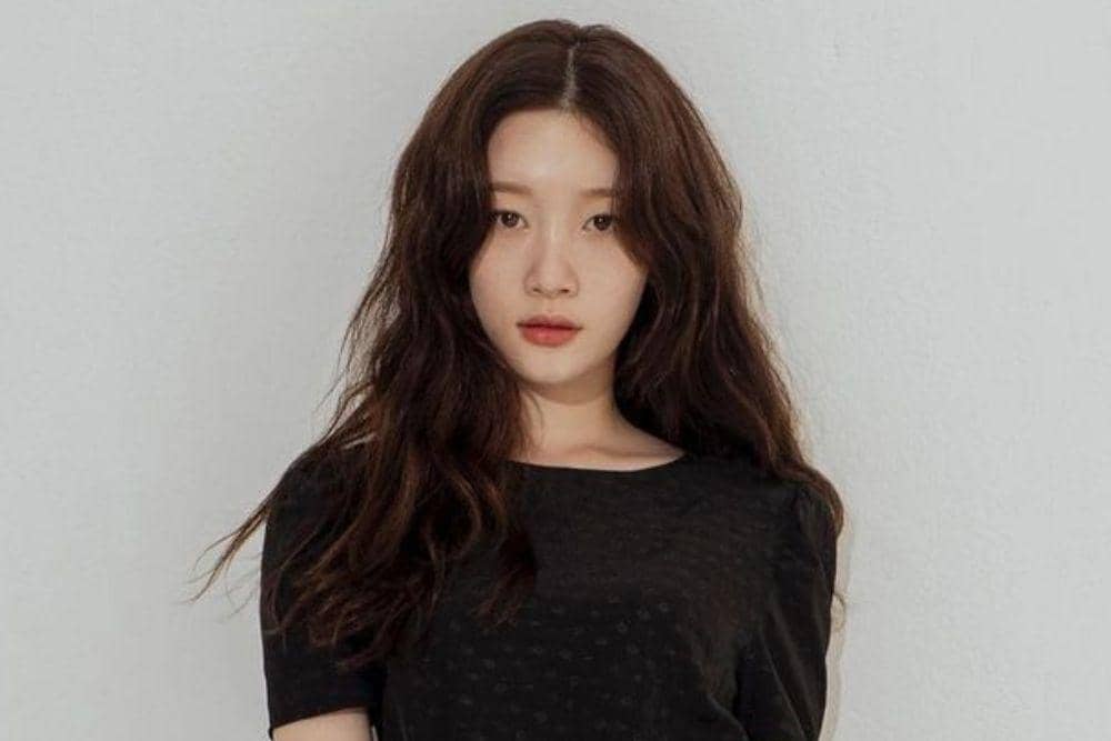 instagram.com/j_chaeyeoni