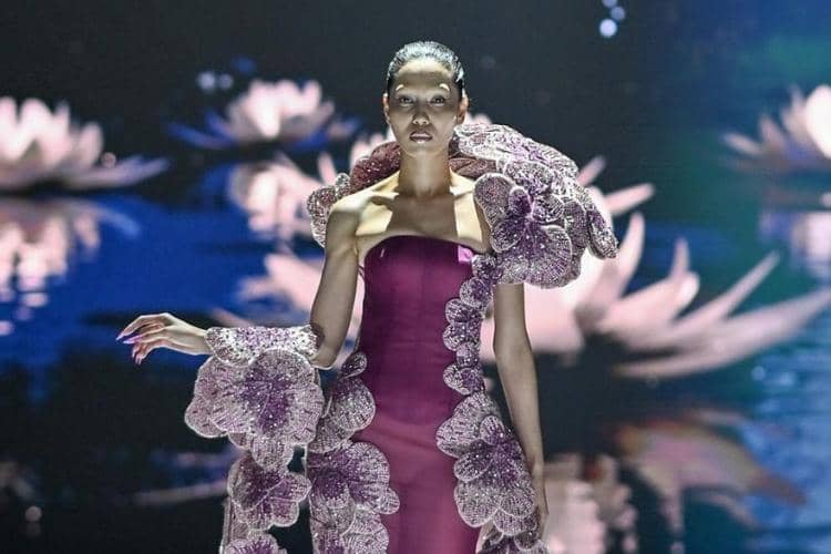 Koleksi Penuh Makna: Friederich Herman, STUDIO JEJE dan Monica Ivena