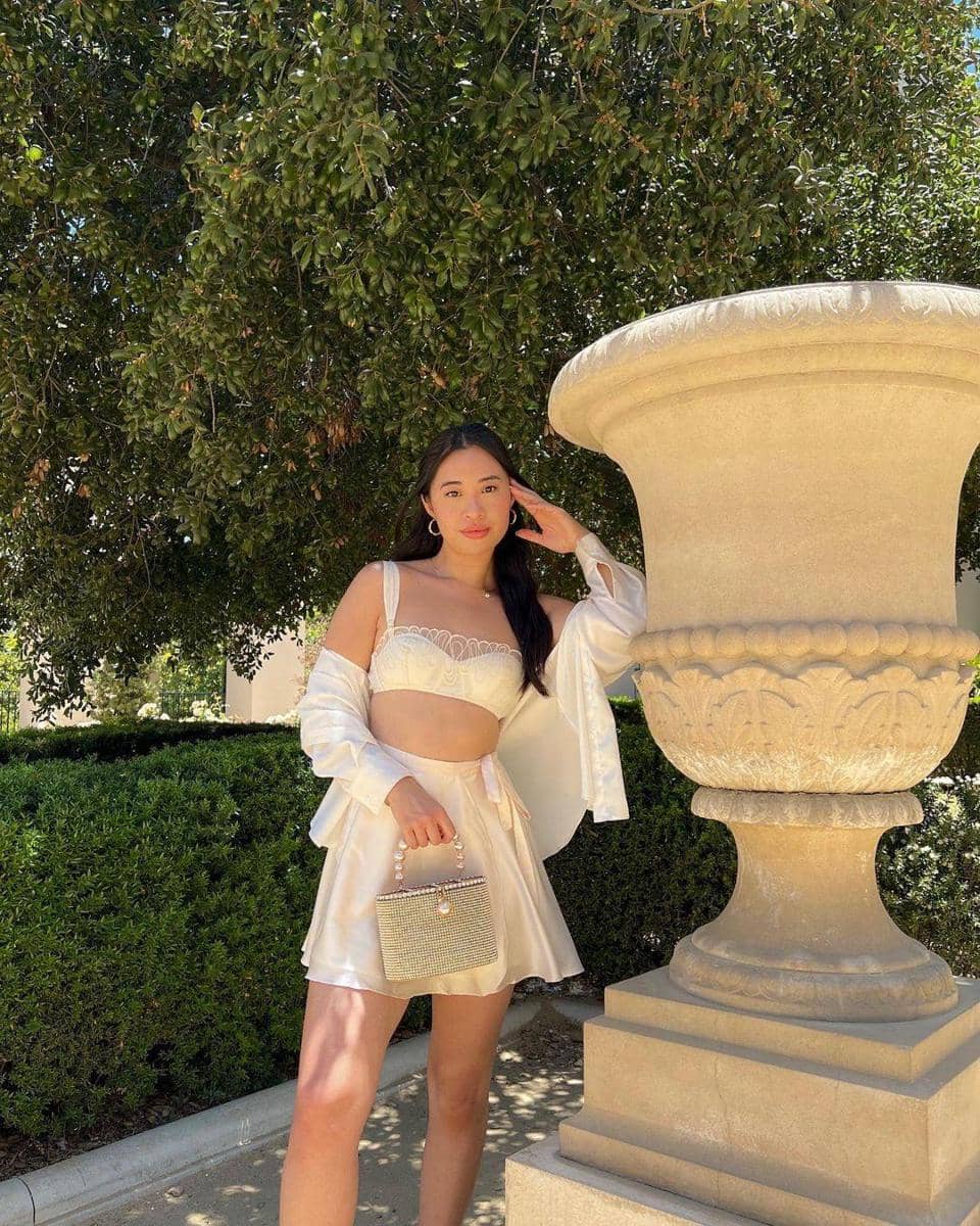 instagram.com/michelechung_