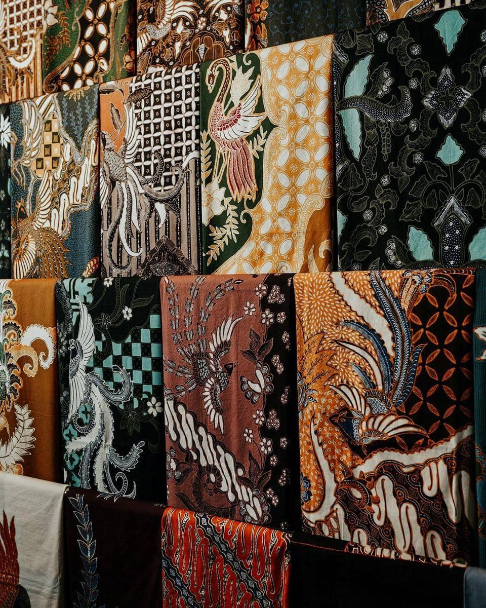 instagram.com/thebatikatelier