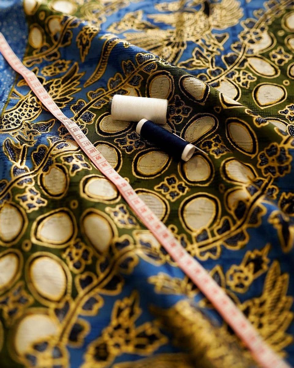 instagram.com/thebatikatelier