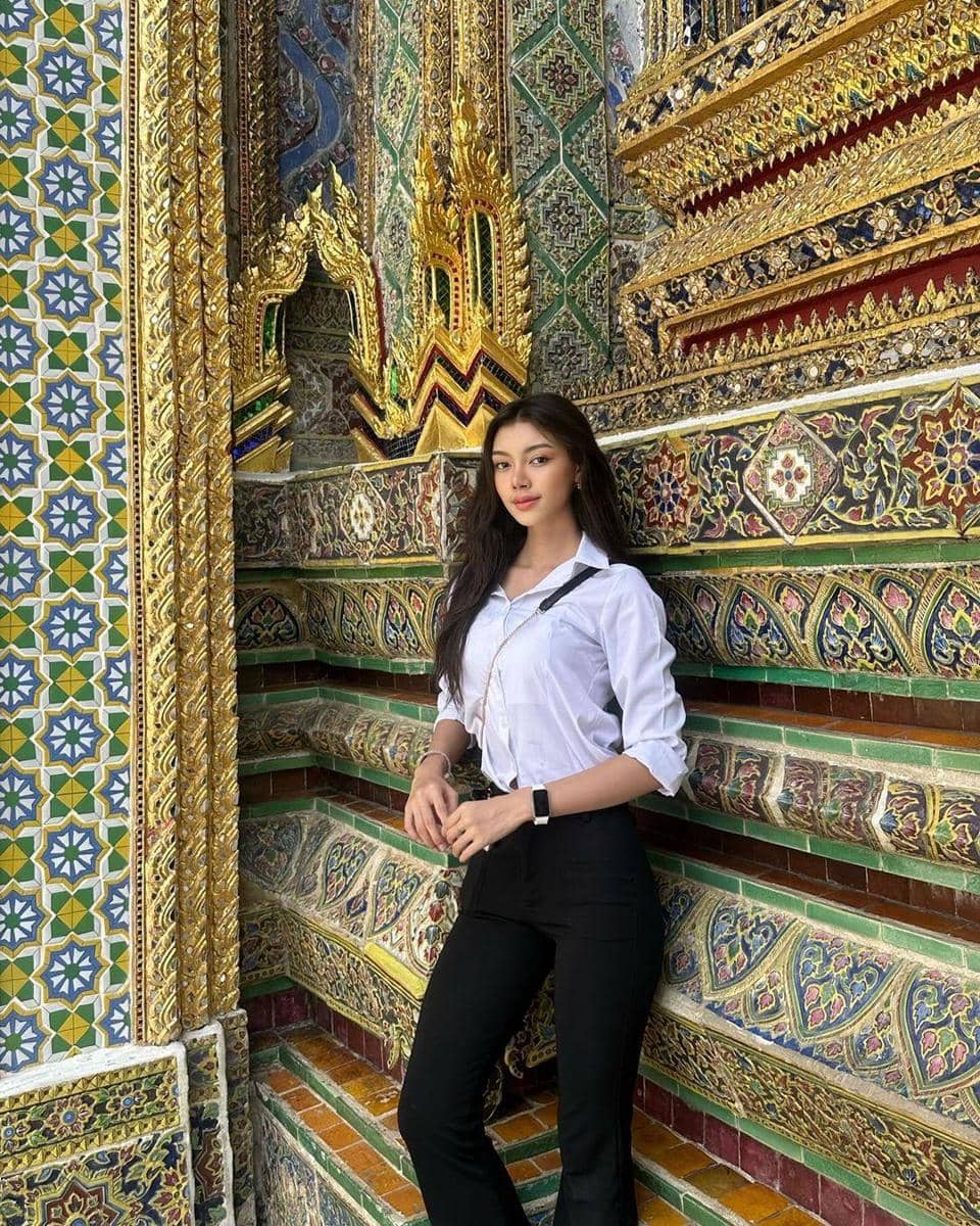 instagram.com/thaesunyeinnn