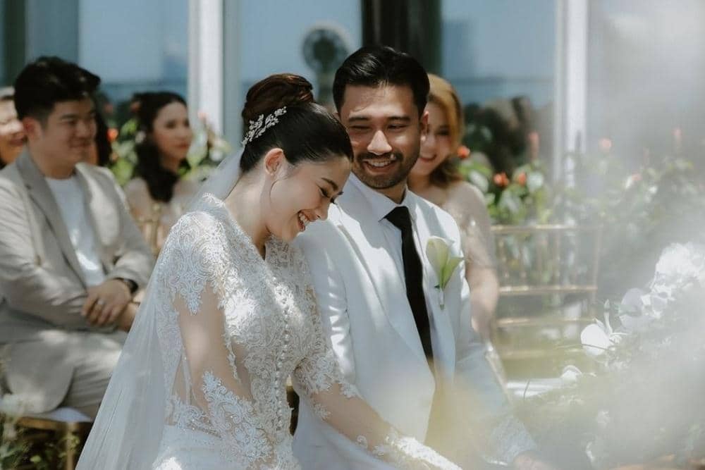 Instagram.com/josephinefirmstone